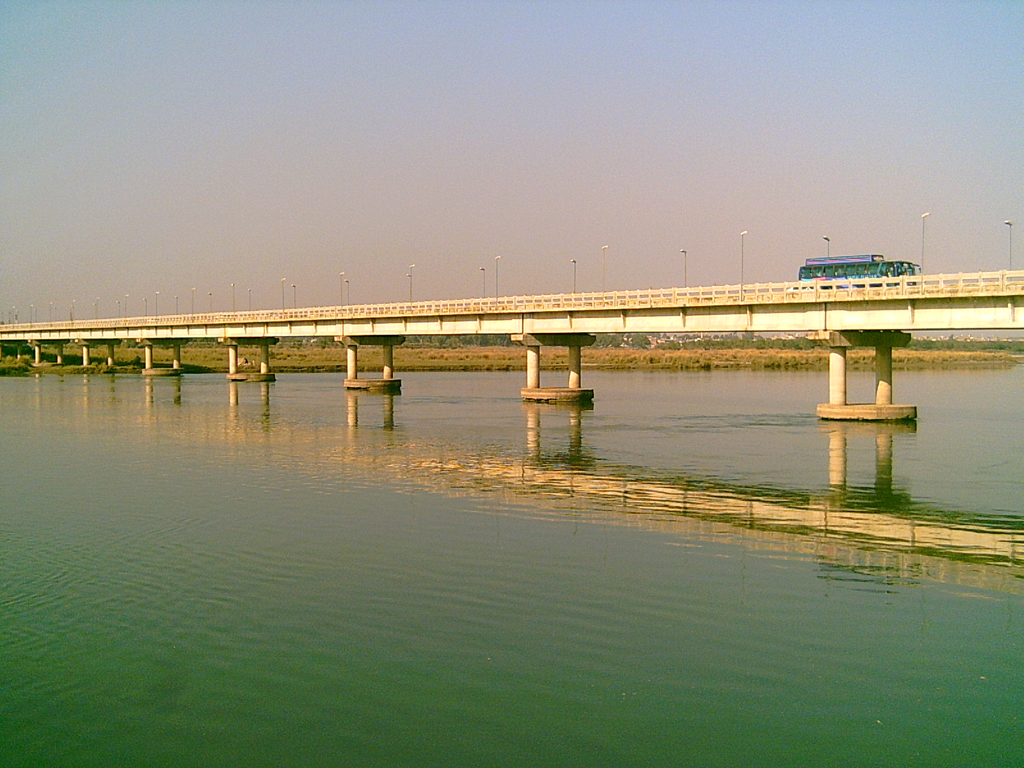 River Jhelum and the bridge from Sarai Alamgir