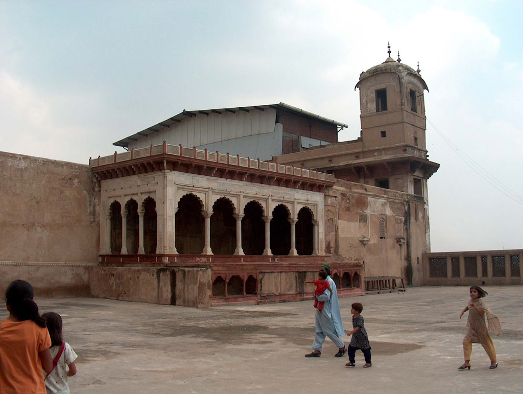Pics of Shahi Qila (6)
